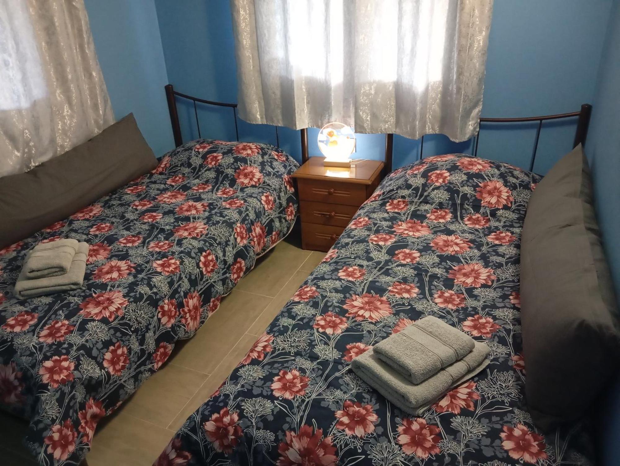 Апартаменти Antonia Family House Near Airport Порто-Рафті Екстер'єр фото